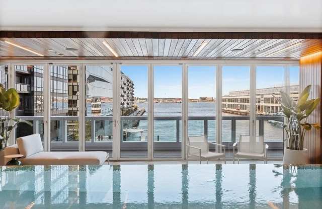 150 Seaport Blvd Unit 19A Gallery 3