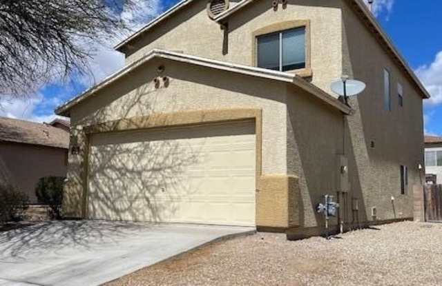 3556 W Lost Village Lane - 3556 West Lost Village Lane, Drexel Heights, AZ 85746