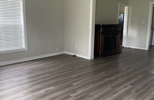 5980 Oak Hollow Circle Gallery 2
