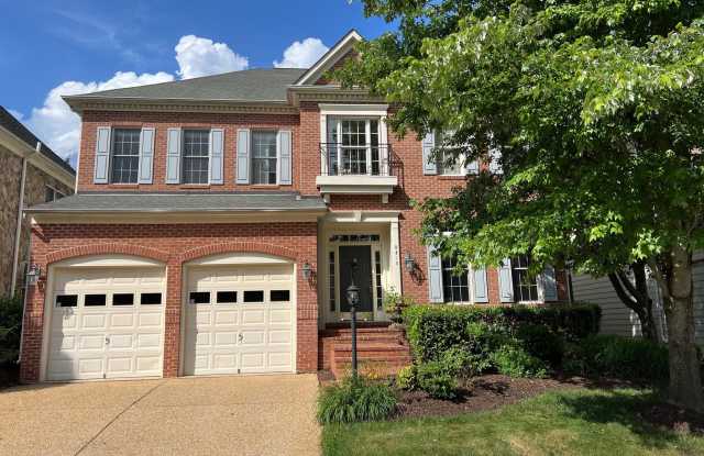 8418 TYSONS TRACE COURT - 8418 Tysons Trace Drive, Tysons Corner, VA 22182