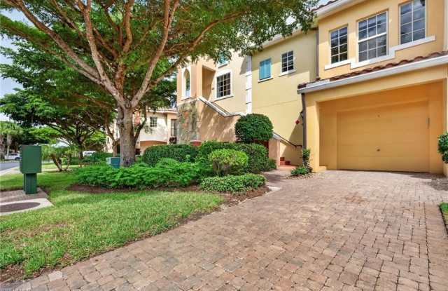 8701 Piazza Del Lago Cir Gallery 1