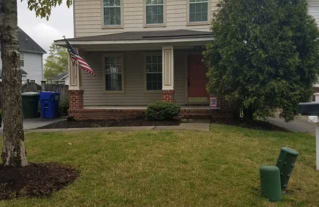 Beautiful 3 Bedroom in Quiet Neighborhood photos photos