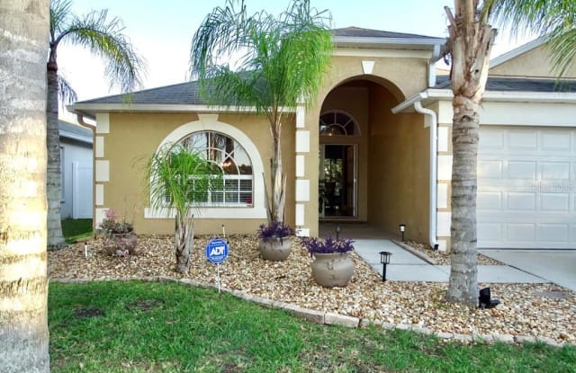 31352 GOLDEN GATE DRIVE - 31352 Golden Gate Dr, Wesley Chapel, FL 33545