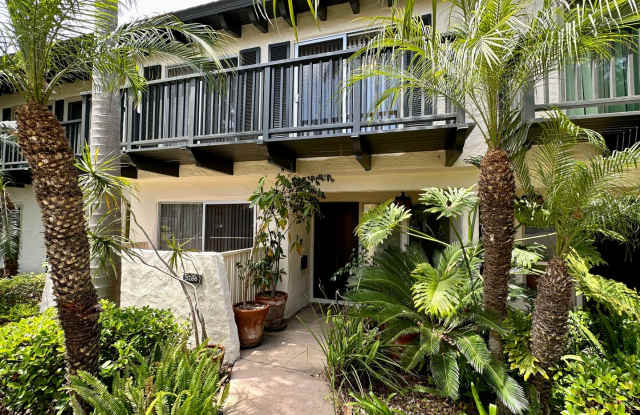 Spacious, Upgraded, 3 Bedroom 2.5 Bath Condo with Private Hot Tub in Point Loma Gallery 4