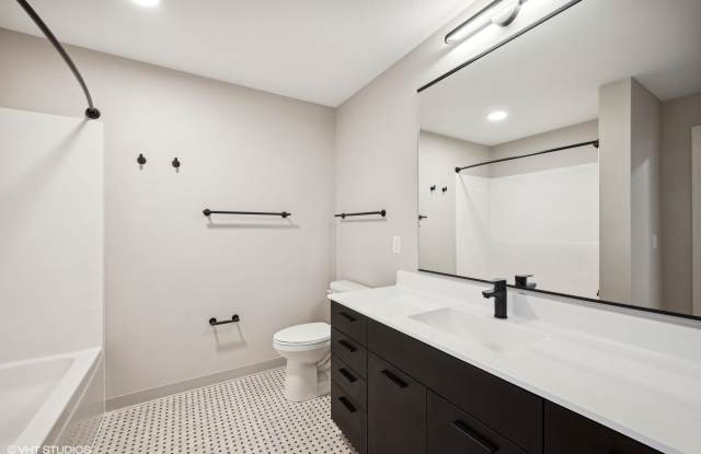 Harbourline Apartments Gallery 3