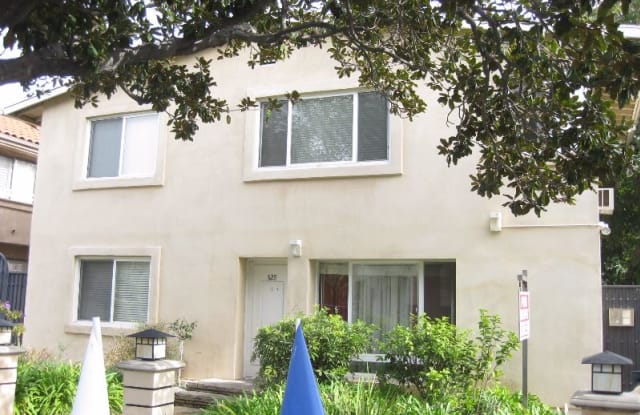 328 S Doheny Dr - 328 South Doheny Drive, Beverly Hills, CA 90211