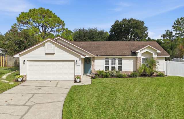 Quite Cul de Sac Home with beautiful outdoor oasis - 2143 Lady Di Lane, Jacksonville, FL 32246