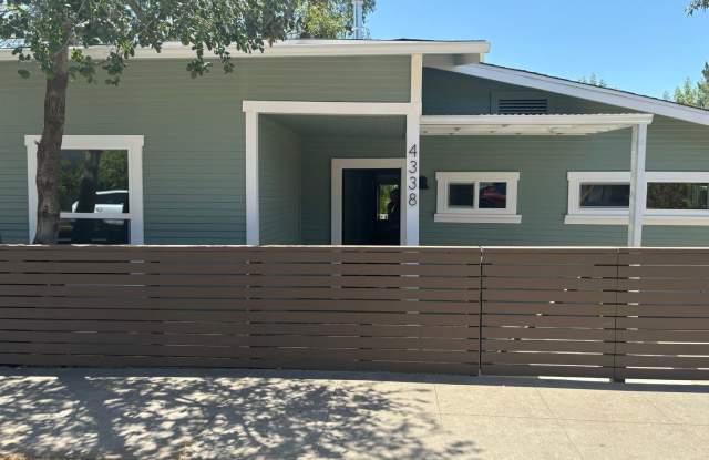 Newly renovated 2 bedroom 2 bathroom in a great location photos photos