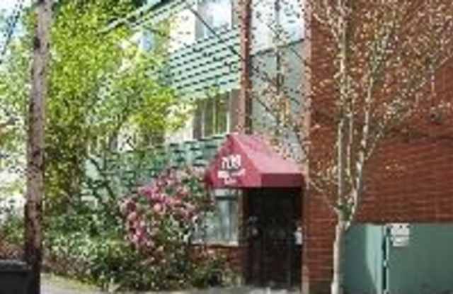 709 Boylston Avenue East Gallery 2