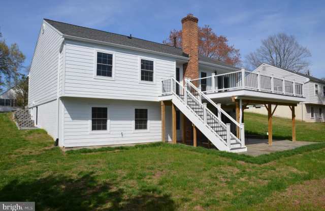 9012 PADDOCK Lane photos photos