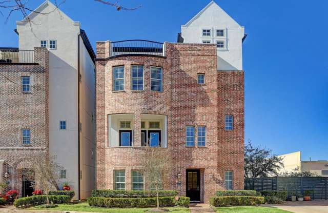 9640 Fannin Station Gallery 2