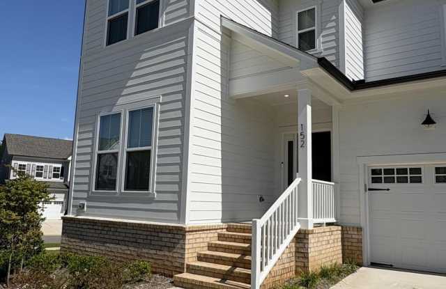 152 Highpointe Drive Gallery 3
