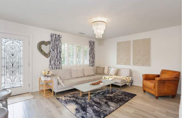 763 Snapdragon St Gallery 3