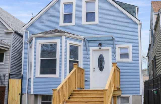 4151 W Fullerton Avenue photos photos