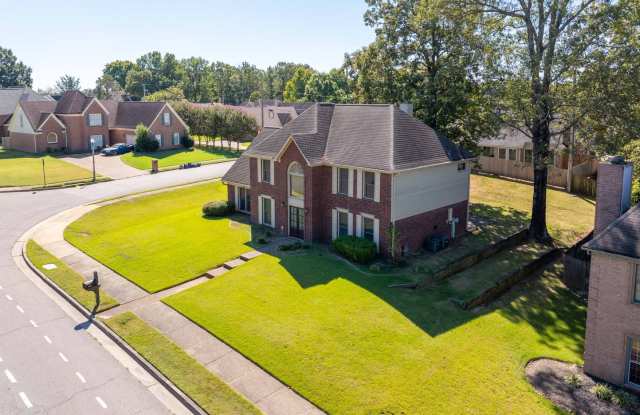 Now available for showing, this spacious 4-bedroom, 3-bathroom home Gallery 3