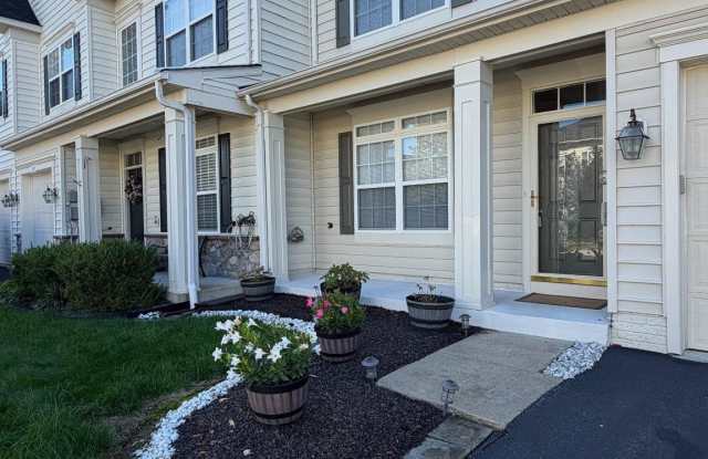 109 QUINTON OAKS Circle Gallery 2