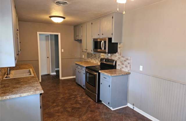 3208 Brown Trail Gallery 4