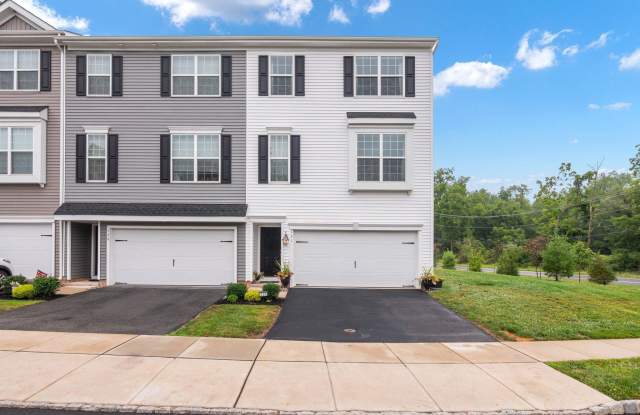 131 EDGEWATER Court photos photos