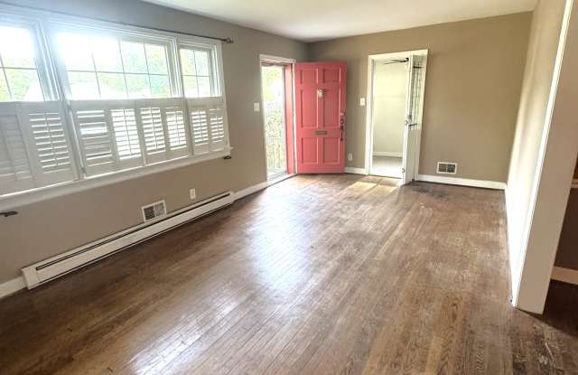 8709 Avalon Drive Gallery 3