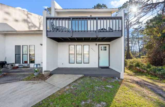 Fully Furnished Coastal Living in the Heart of Panama City Beach! photos photos Fully Furnished Coastal Living in the Heart of Panama City Beach! photos photos