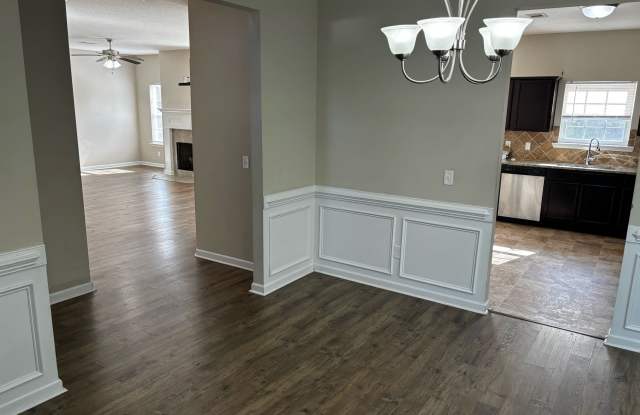 668 Red Oak Gallery 4