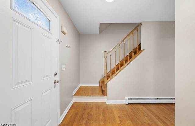3 Teneyck Ave Gallery 3