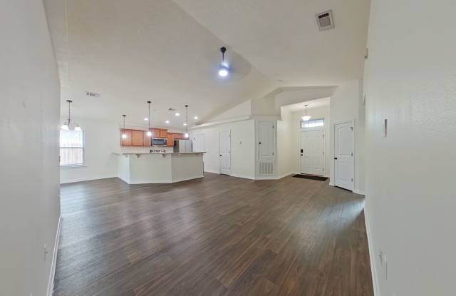 Available Now – Beautiful 3 Bed 2 Bath Rental Home in Crestview! Gallery 3
