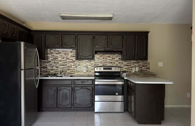 1800 Oasis Dr photos photos