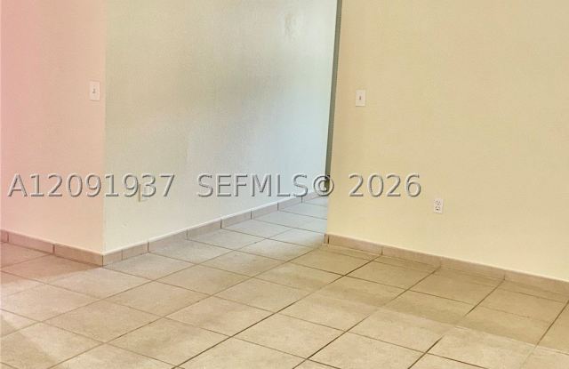 1615 SW 3rd Ct Gallery 3