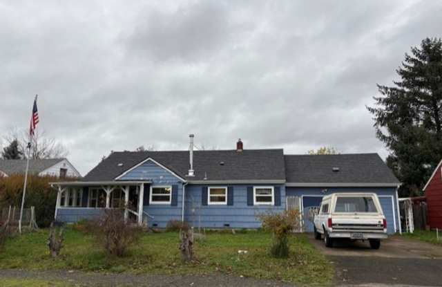 Charming home with large bedrooms photos photos