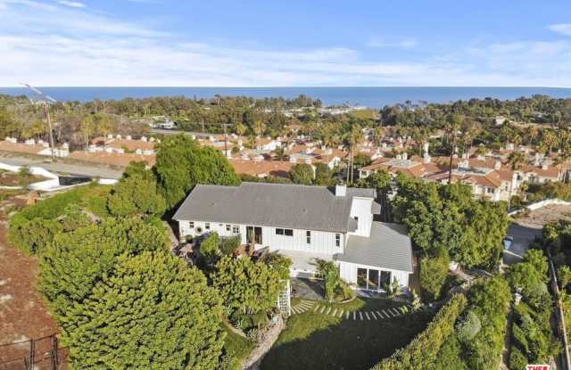 6363 Zumirez Dr Gallery 2