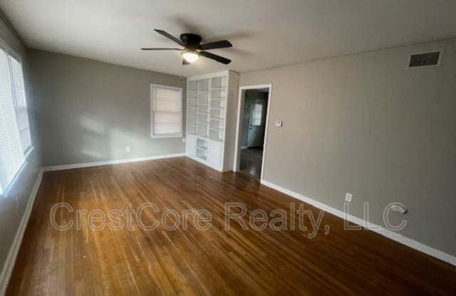 3602 Hallbrook St Gallery 2