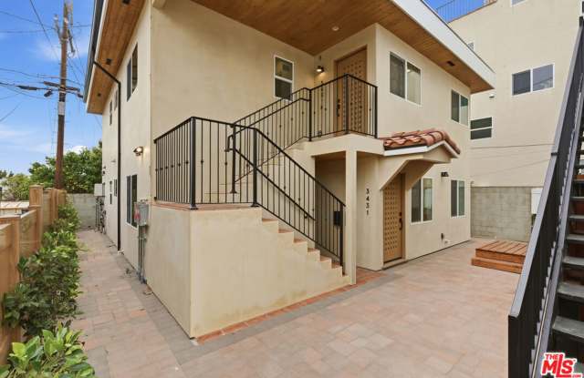 3431 Edgehill photos photos