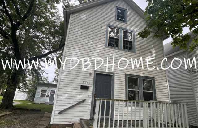 2243 New Haven Ave. Gallery 1