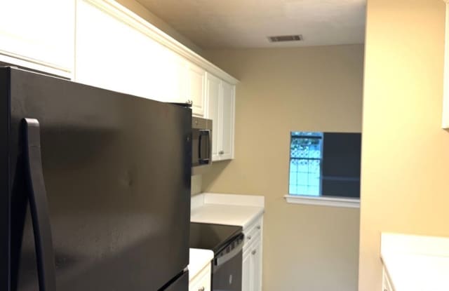 End Unit Harvestwood Townhome Gallery 4
