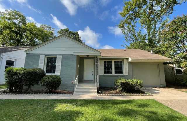 AVAILABLE NOW - 3 Bedroom 2 Bath Home in TCU Area - 2705 West Bewick Street, Fort Worth, TX 76109