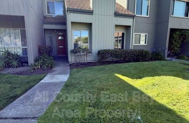 1071 Jost Ln Gallery 1