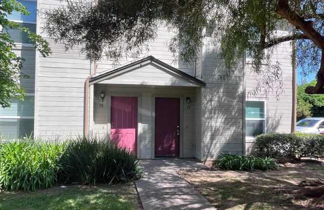 NICE CONDO FOR RENT IN ROSEMONT AT COBBLESTONE GLEN III photos photos