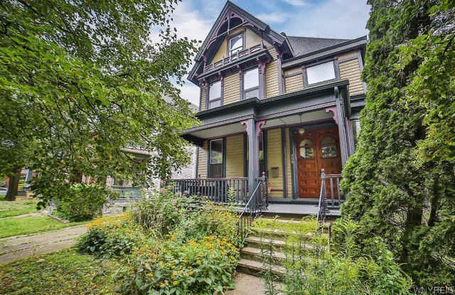 298 Jersey Street - 298 Jersey Street, Buffalo, NY 14201