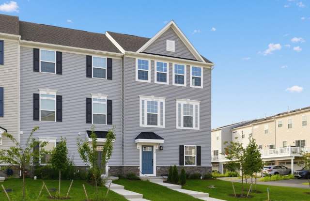 Brand New and Spacious 3BR Townhome in Newark photos photos