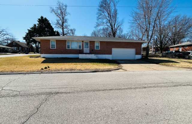 Adorable 3 bedroom 1 bath home! photos photos