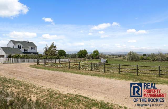 Recently Remodeled Large Home on 9.25 Acres with 3 Pastures Available NOW! photos photos