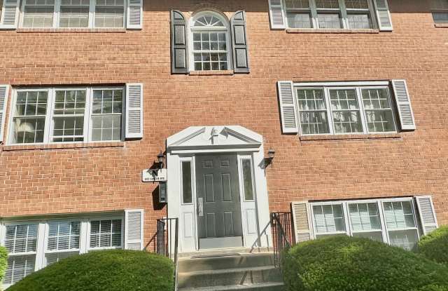 822 SOUTH AVENUE - 822 South Avenue, Delaware County, PA 19018