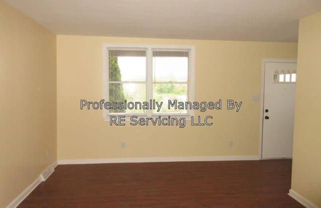3718 Woodrow Gallery 2