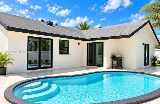8211 SW 4th Place 1, North Lauderdale, FL 33068 Gallery 1
