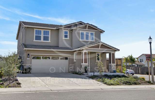 **move in 5/1 $500 off first months rent** Desirable Twelve Bridges Home | 4 bed 3.5 bath photos photos