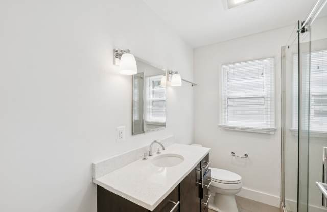 4709 Norwich Road Gallery 4