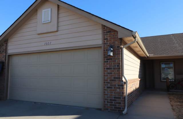 Spacious Duplex for Rent photos photos Spacious Duplex for Rent photos photos