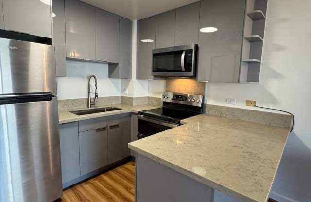 2 Bed 2 Bath, 1 parking at Kapiolani Royale PET FRIENDLY -Partially furnished - 2474 Kapiolani Boulevard, Honolulu, HI 96826