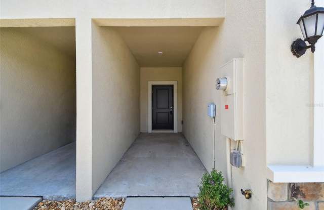 2665 BUTTERCUP LUCINE Lane Gallery 3